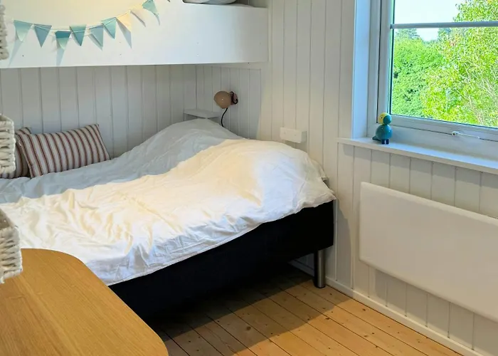 With View And Pool On South Funen *